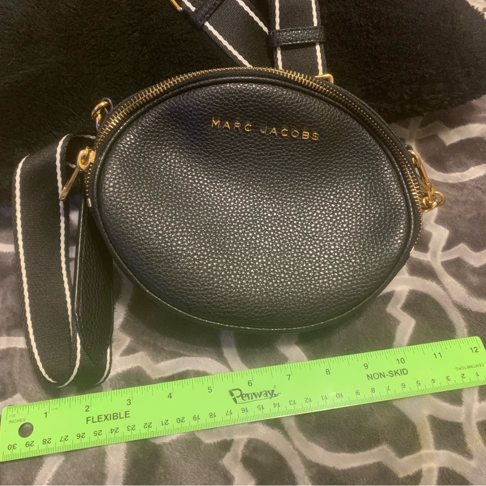 Marc Jacobs crossbody